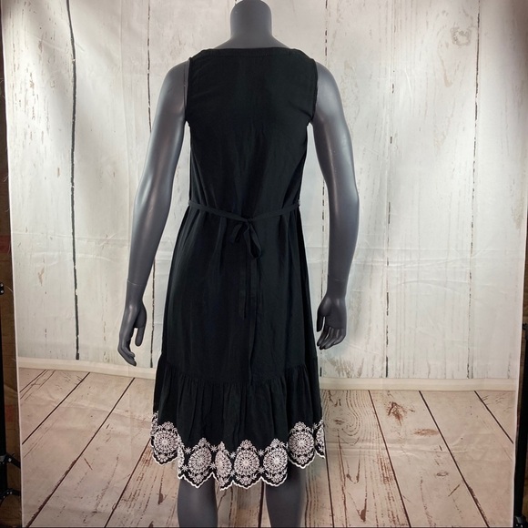 Loft B&W button down dress with belt - Picture 3 of 6